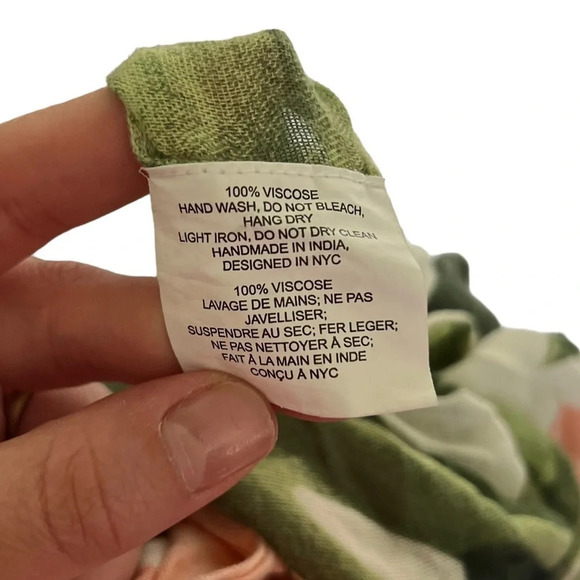 Virginia Wolf • Multi Wear Wrap - Picture 8 of 9